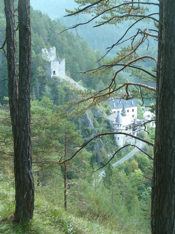 Gastehaus Frischhut Hotel Nassereith Exterior photo